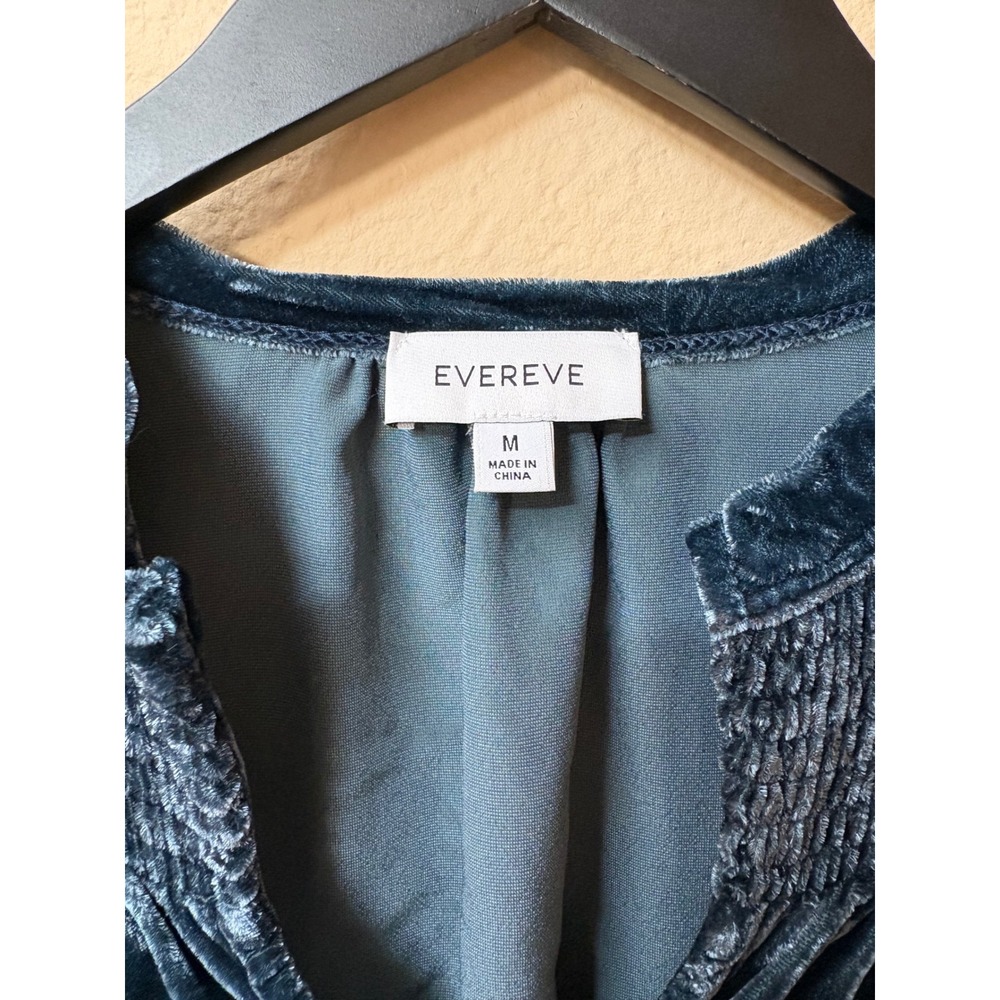 Evereve Elegant Blue Velvet Smocked Ruffle V-Neck Blouse Top WBL117553-E-SL M - Picture 3 of 8